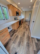 144 Old Winkle Point Rd in Northport, NY - Building Photo - Building Photo