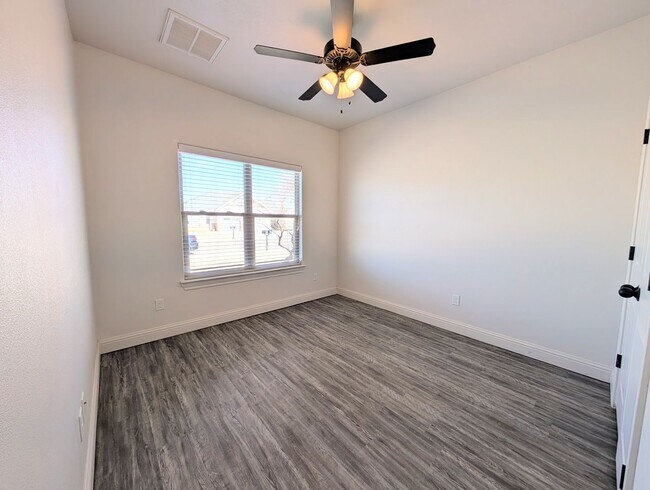 2507 111th St in Lubbock, TX - Building Photo - Building Photo