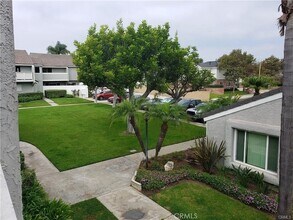 8281 Cherrywood Cir in Huntington Beach, CA - Building Photo - Building Photo