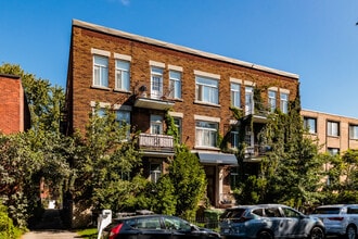 2161 Prud'homme Av in Montréal, QC - Building Photo - Building Photo