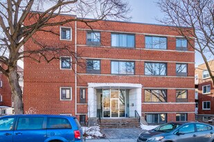 4950 Saint-Kévin Av in Montréal, QC - Building Photo