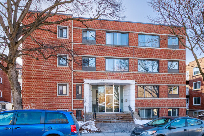 4950 Saint-Kévin Av