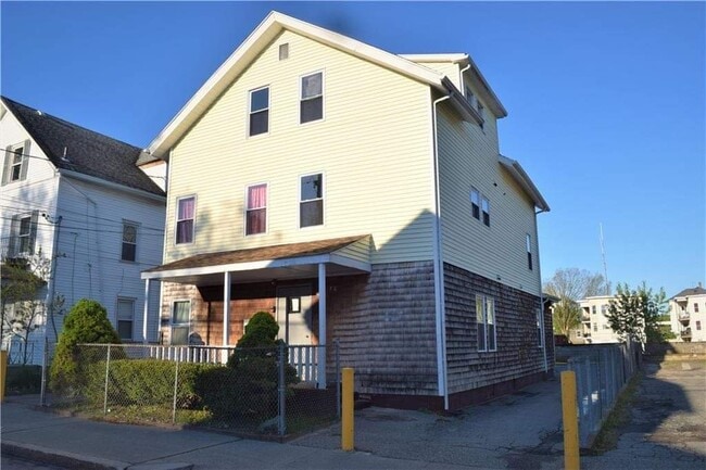 70 Washington St, Unit 1