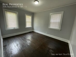 2494 Hazelwood St-Unit -1 in Detroit, MI - Foto de edificio - Building Photo