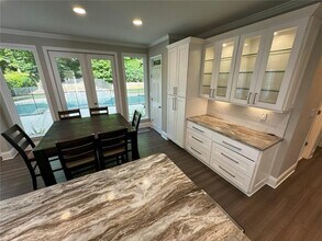 1025 Beacon Hill Crossing in Alpharetta, GA - Building Photo - Building Photo
