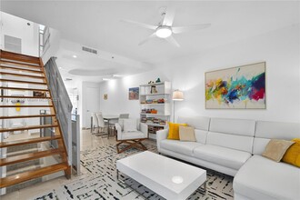 200 Washington Ave in Miami Beach, FL - Building Photo - Building Photo