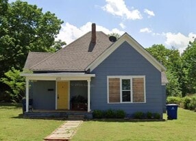 413.5 E Washington Ave in Guthrie, OK - Building Photo