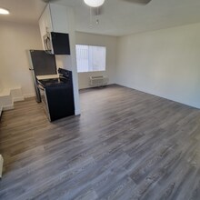 4124 N Eagle Rock Blvd in Los Angeles, CA - Foto de edificio - Building Photo