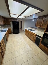 8856 Olney Park Dr in Redding, CA - Building Photo - Building Photo