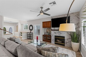 275 Spectacular St in Henderson, NV - Building Photo - Building Photo