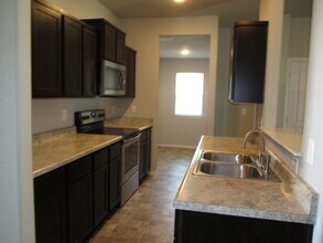 2524 Elk Creek St in Temple, TX - Foto de edificio - Building Photo