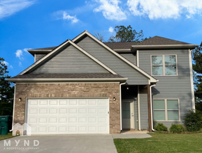 15637 Capstone Blvd in Brookwood, AL - Foto de edificio - Building Photo