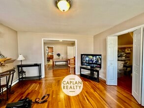 183 Circular Ave, Unit 3 in Hamden, CT - Building Photo - Building Photo