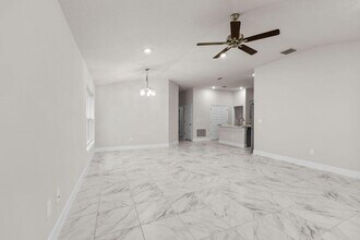 5251 San Benedetto Pl in Fort Pierce, FL - Building Photo - Building Photo