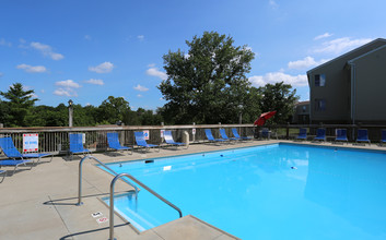 Running Creek in Crescent Springs, KY - Foto de edificio - Building Photo