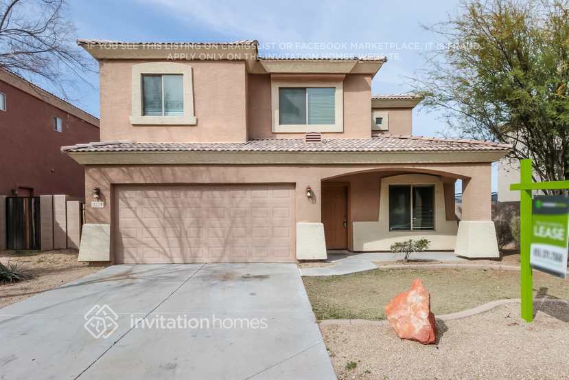 7214 S 13th Way in Phoenix, AZ - Building Photo