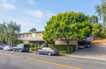 80-128 Laurel Street Apartments in San Carlos, CA - Building Photo - Building Photo