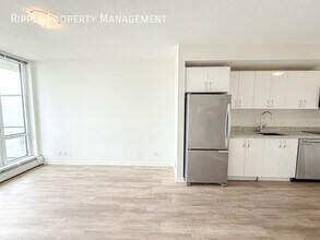450-458 8 Ave SE in Calgary, AB - Building Photo - Building Photo