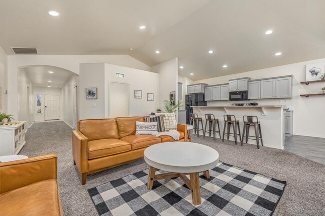 2213 E Elm Grove Dr, Unit SI ID1250652P in Nampa, ID - Foto de edificio - Building Photo