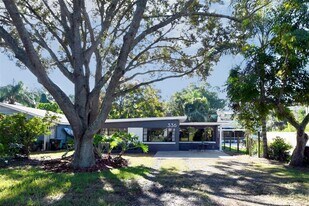 336 Bunker Pl in Orlando, FL - Building Photo