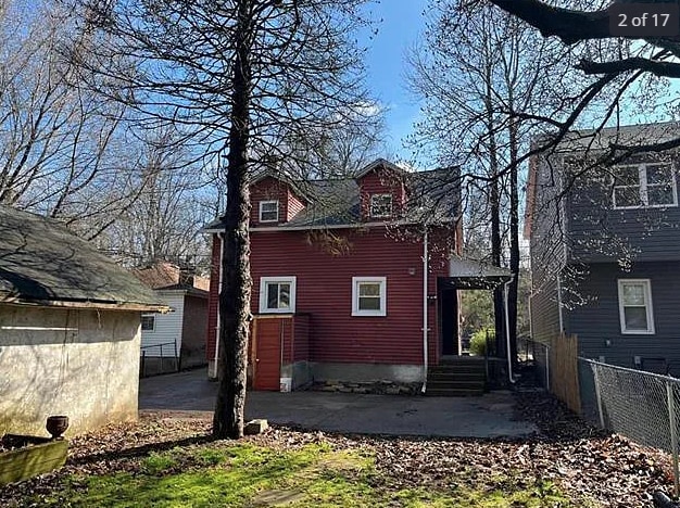 1927 Willow Park Rd in Bethlehem, PA - Building Photo - Building Photo