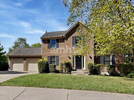 15 Whispering Woods Ln in Alexandria, KY - Building Photo