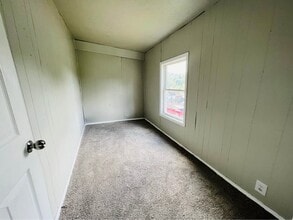 3414 Central Ave in Farmington, WV - Building Photo - Building Photo