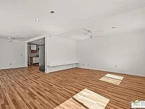 313 Kona Ln in Palm Springs, CA - Building Photo - Building Photo