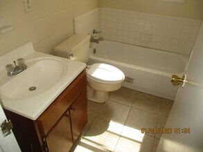 806 W Lincoln Ave in Albany, GA - Building Photo - Building Photo