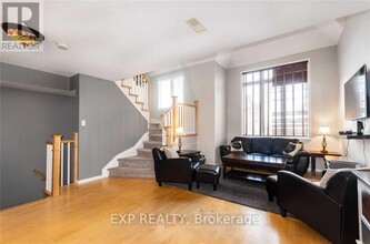 331 Elite Private in Ottawa, ON - Building Photo - Building Photo