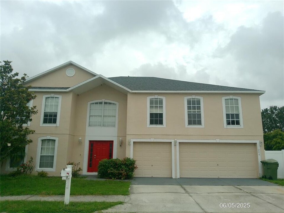 200 Fish Hawk Dr in Winter Haven, FL - Building Photo