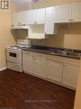 215 Thurman Cir in London, ON - Building Photo - Building Photo