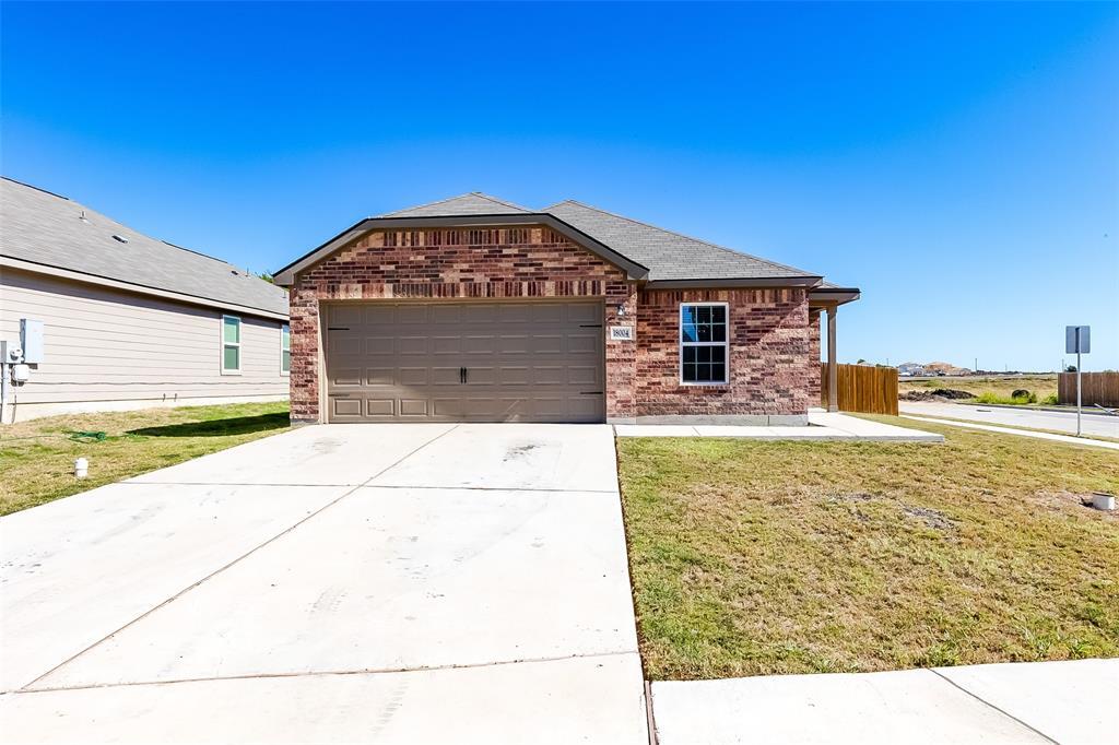 18004 Speculator Ln in Elgin, TX - Building Photo