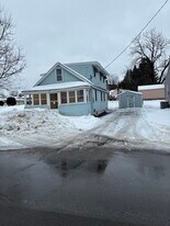 305 Calder Ave in Yorkville, NY - Building Photo