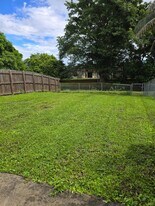 1213 SW 74th Ave in North Lauderdale, FL - Building Photo