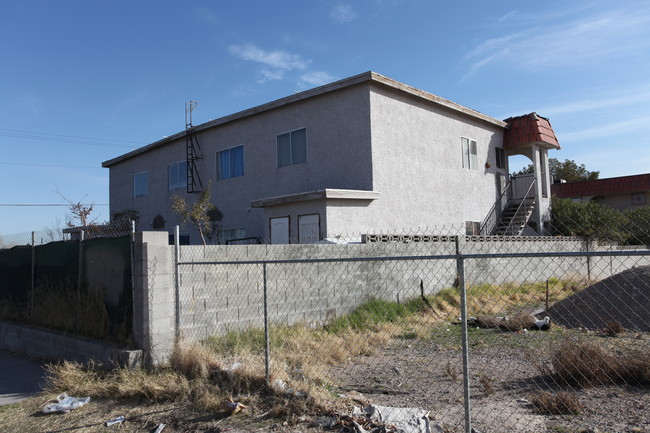 Tonopah Springs in Las Vegas, NV - Building Photo - Building Photo