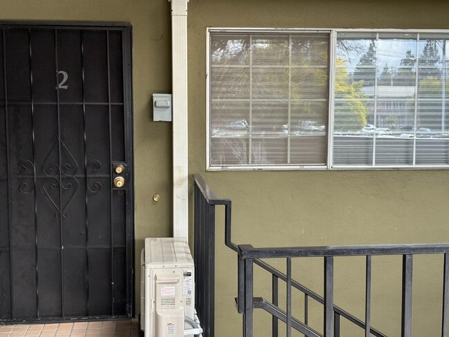 property at 1047 El Camino Real