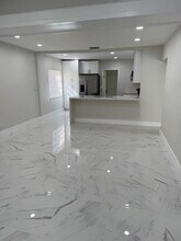 2423 Scott St in Hollywood, FL - Building Photo - Building Photo