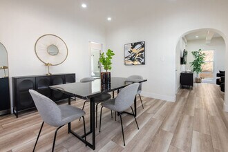 8838 Alcott St-Unit -ID1042768P in Los Angeles, CA - Foto de edificio - Building Photo