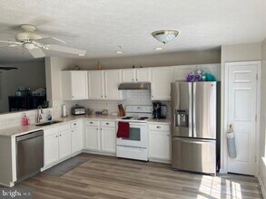 8255 Moffat Run in Chesapeake Beach, MD - Building Photo - Building Photo