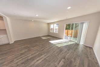 11817 NE 104th St in Vancouver, WA - Building Photo - Building Photo