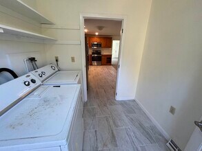 131 Portsmouth Ave in Stratham, NH - Building Photo - Building Photo