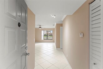 4498 Carambola Cir S in Coconut Creek, FL - Building Photo - Building Photo