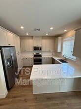 3500 Birdland Ave in Sacramento, CA - Building Photo - Building Photo