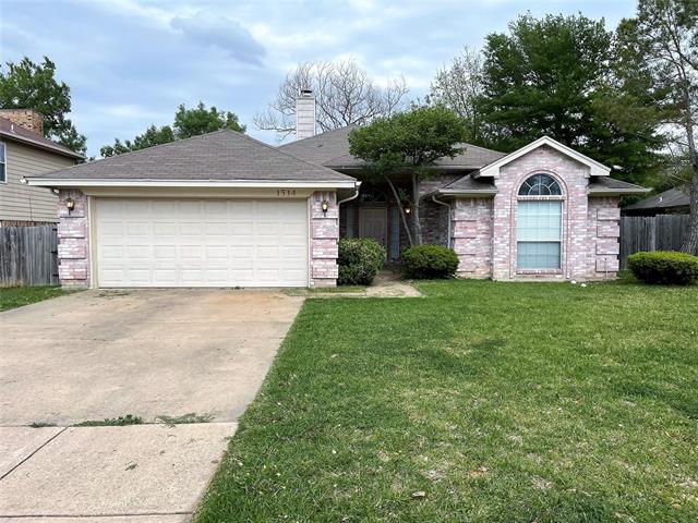 property at 1514 Warwick Dr