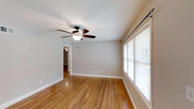 1801 E 59th St in Savannah, GA - Building Photo - Building Photo
