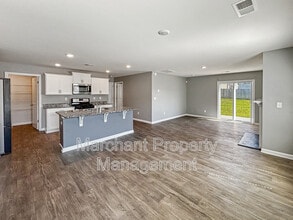 106 Green Oak Dr in Easley, SC - Building Photo - Building Photo