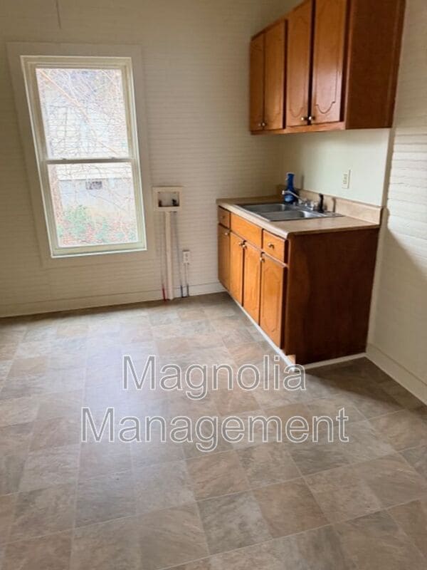 419 S College St in Henderson, NC - Building Photo - Building Photo