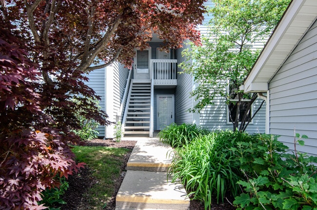 property at 1704 Weatherstone Dr