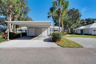 216 Cerromar Way S in Venice, FL - Foto de edificio - Building Photo